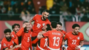 “الفراعنة” يزيحون حامل اللقب